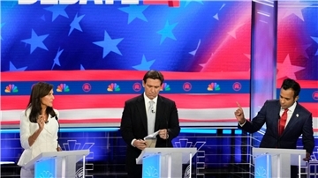 Nikki Haley (l-r), Ron DeSantis und Vivek Ramaswamy sind Präsidentschaftsanwärter.