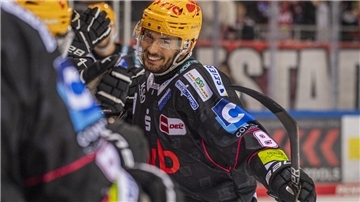 Nino Kinder erzielte gegen die Grizzlys Wolfsburg ein tolles Tor für die Fischtown Pinguins.