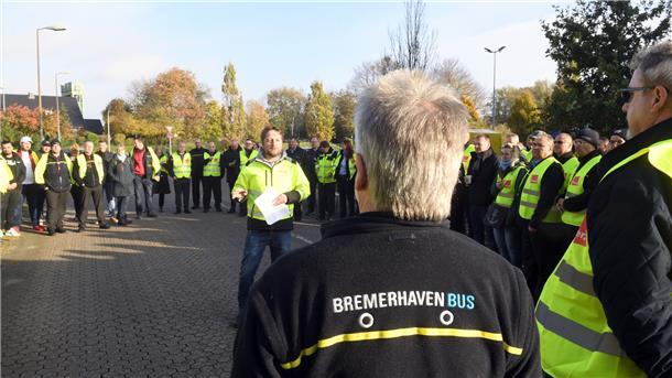 Busfahrer-Streik bringt viele Menschen in die Bedrouille Nix Busfahren, heute wird gestreikt!