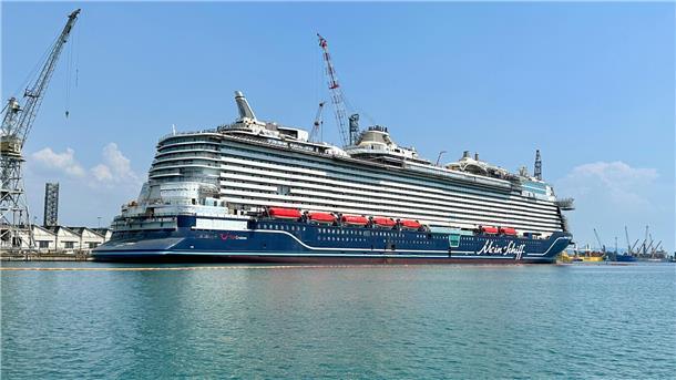 Noch liegt das neue Schiff von TUI Cruises in Italien. Von außen wirkt der Bau weit fortgeschritten.