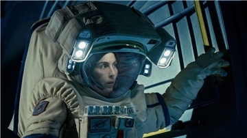 Noomi Rapace in einer Szene aus „Constellation“.