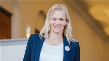 Nur die Leistung soll zählen: FIFA-Schiedsrichterchefin des Frauenfußballs Bibiana Steinhaus-Webb