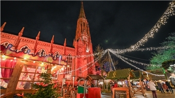 Nur noch Geimpfte und Genesene können auf Großveranstaltungen wie dem Bremerhavener Weihnachtsmarkt das Angebot umfassend nutzen.