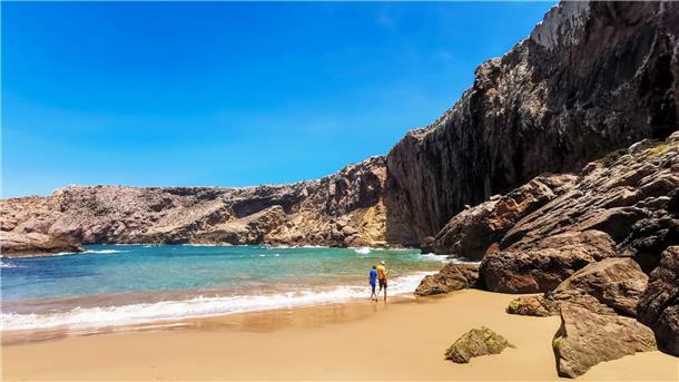 Ob Algarve (Bild) oder Madeira - Portugal ist faszinierend.