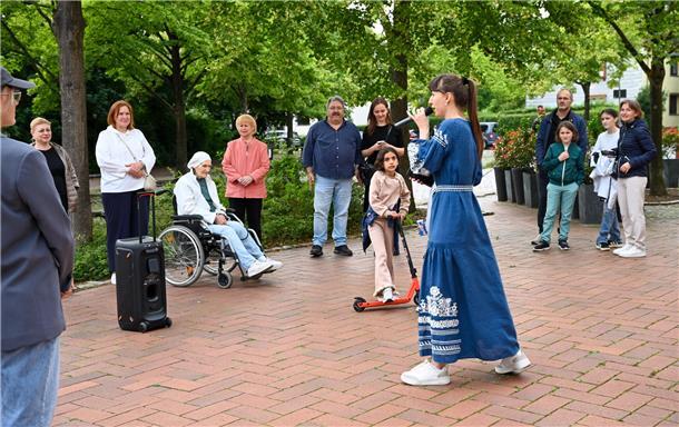 Ob Hausecke, Vorgarten oder Balkon, die Goethestraße nimmt mit auf eine musikali...