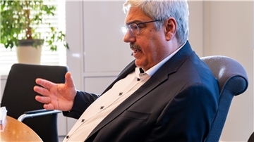Oberbürgermeister Melf Grantz (SPD) beteuert: Die Vorwürfe sind substanzlos