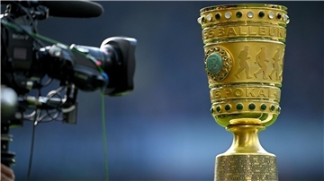 Objekt der Begierde: Im DFB-Pokal stehen die Paarungen für die zweite Runde fest.