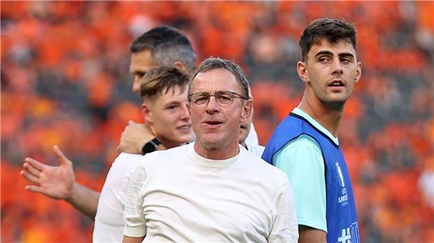 Geburtstagsständchen für Rangnick: „Bisschen emotional“ Österreichs Trainer Ralf Rangnick feierte seinen 66. Geburtstag.