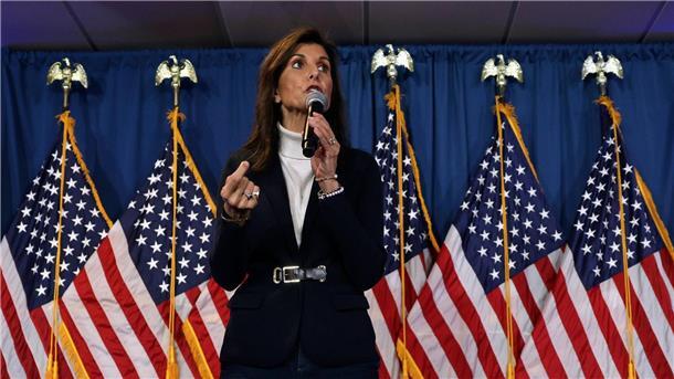 Offen ist, wie lange Haley noch im Rennen bleiben wird, da ihr faktisch keine Chancen mehr eingeräumt werden, Trump zu schlagen.