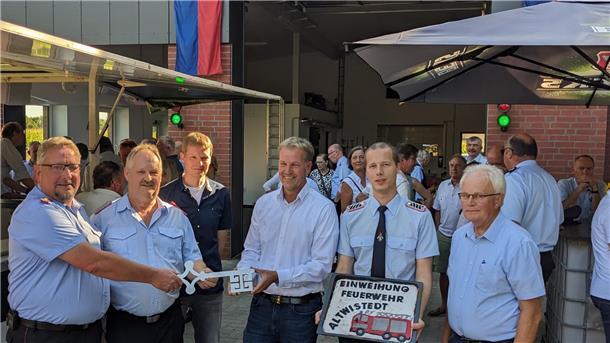 Einweihung des Gerätehauses Altwistedt