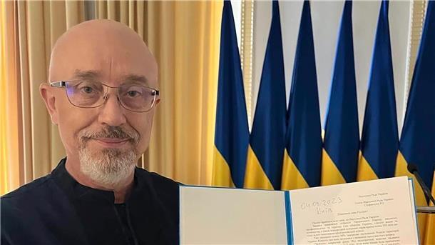 Krieg gegen die Ukraine: So ist die Lage Olexij Resnikow mit seinem Rücktrittsschreiben an den Parlamentspräsidenten.