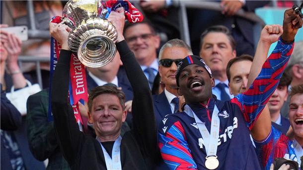 Glasner und Palace verlieren Europa-League-Platz an Lyon Oliver Glasner darf mit Crystal Palace nur in der Conference League antreten