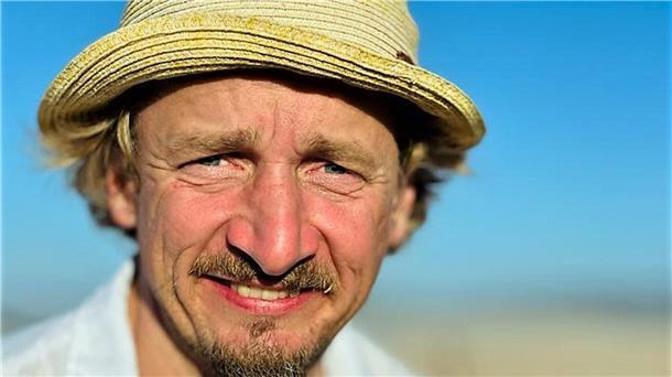 Oliver Lück berichtet Schülern der IGS Zeven von seinen Abenteuern.