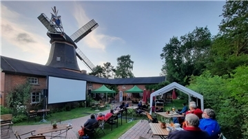 Open-air-Kino in Seefeld: Zum Film gibt es einen Vortrag und passendes Essen.