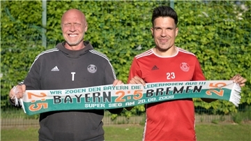 OSC-Trainer und Vizepräsident Björn Böning und Spieler Sandro Felipa sind bereit für das Freundschaftsspiel gegen die Bundesliga-Stars von Werder Bremen.