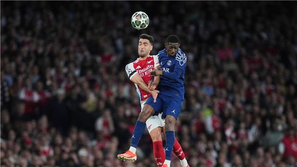 Paris „näher an den Sternen“ - auch dank „Gigio III.“ Ousmane Dembélé (r) von Paris Saint-Germain hat sich in der Partie gegen den FC Arsenal leicht verletzt.