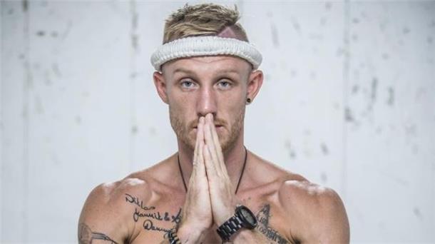 Pascal Schroth fokussiert sich auf die nächste Aufgabe. Es wartet Thiago Teixeira aus Brasilien.