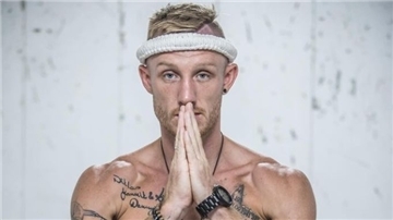 Pascal Schroth fokussiert sich auf die nächste Aufgabe. Es wartet Thiago Teixeira aus Brasilien.