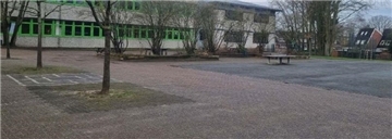 Pausenhof der Janucz-Korczak-Schule heute.