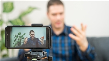 Per Livestream wollen Studierende aus Bremerhaven die Region mit Kultur und Informationen versorgen.