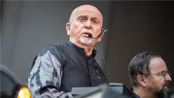 Peter Gabriel spielt erste Deutschland-Show seit 2014 Peter Gabriel singt auf der Berliner Waldbühne.