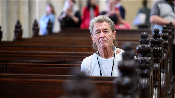 Peter Maffay - in Rumänien geboren - ist Gast der Delegation von Bundespräsident Steinmeier.