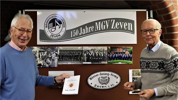 Peter Meinecke und Peter Brinkmeier sind Vorstandsmitglieder des MGV und haben die Ausstellung zusammengestellt.