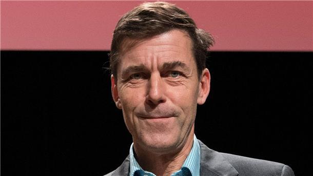 Peter Stamm: Ein melancholischer Grundton und die Liebe Peter Stamm ist ein sehr produktiver Schriftsteller.