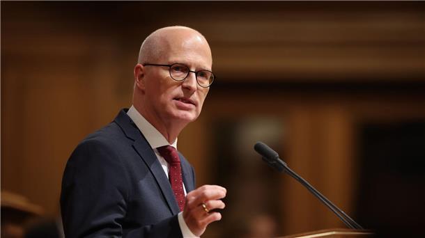 Tschentscher wirbt weiter für Schlick-Verklappung Peter Tschentscher (SPD), Hamburgs Erster Bürgermeister.