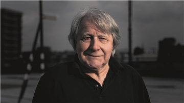 Peter Urban hat 25-mal den ESC kommentiert, jetzt wird er im Oktober in Fredenbeck zu Gast sein.
