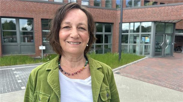 Petra Göckemeyer arbeitet seit knapp 40 Jahren im Öffentlichen Dienst, 15 Jahre davon für den Landkreis Wesermarsch.