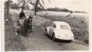 Straßenszene in den 1960ern