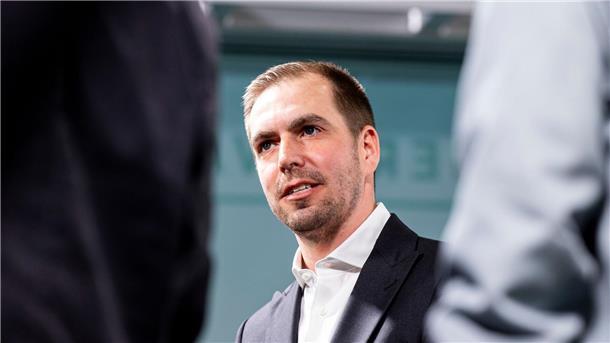 Philipp Lahm bei der Verleihung der Sepp-Herberger-Awards. 