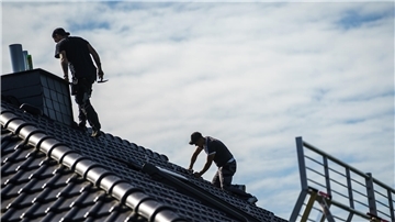 Photovoltaik (PV) ist stark gefragt. Vor allem bei privaten Nutzern. Viele Kommunen sind bei der Ausstattung ihrer Bestandsgebäude dagegen eher zurückhaltend.