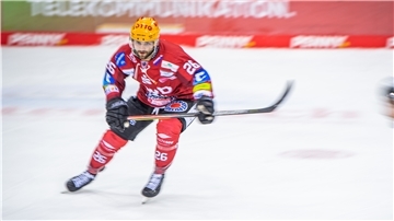 Pinguin Dominik Uher spielte früher zwei Jahre für den tschechischen Traditionsclub Sparta Prag.