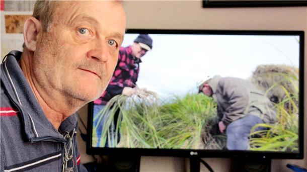 Pinguinforscher Dr. Klemens Pütz in seinem Büro: Das Eiland Hummock soll wieder ein Naturparadies werden.