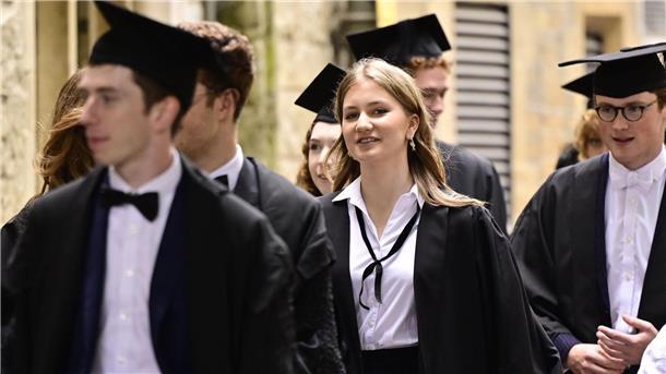 Planmäßig würde die belgische Kronprinzessin Elisabeth ihr Masterstudium im Mai 2026 beenden. (Archivbild)