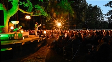 „Poetry im Park“