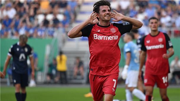 Pokal-Torschütze Hofmann war mit Leverkusens Leistung nicht zufrieden.