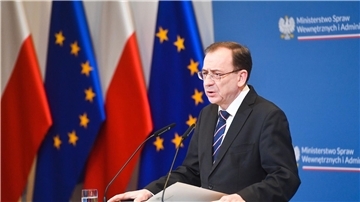 Polens Innenminister Mariusz Kaminski berichtet von der Zerschlagung eines mutmaßlichen russichen Spionagerings.