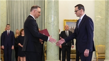 Polens Präsident Andrzej Duda und der ehemalige Ministerpräsident Mateusz Morawiecki in Warschau.