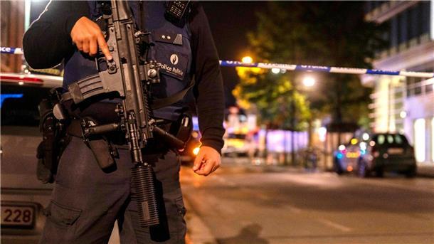 Anschlag in Brüssel: Attentäter tot, viele Fragen offen Polizeisperrung im Zentrum von Brüssel.
