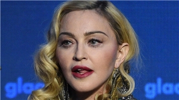 Popstar Madonna ist nach einer schweren bakteriellen Infektion wieder auf dem Weg der Besserung.