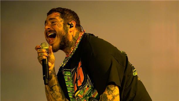 Post Malone kauft seltene Spielkarte für Millionen Popstar Post Malone setzt fast alles auf eine Karte.