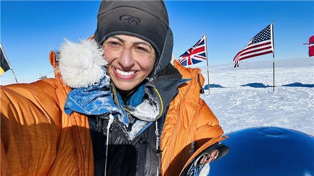 Expedition in der Antarktis: „Polar Preet“ feiert Rekorde Preet Chandi macht ein Selfie in der Antarktis. Die Britin hat einen neuen Rekord aufgestellt: Für die längste unbegleitete One-Way-Ski-Expedition einer Frau.