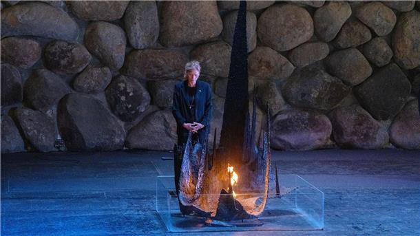 Prien in Yad Vashem: Jedes Mal für mich erschütternd Prien besuchte die Gedenkstätte Yad Vashem.