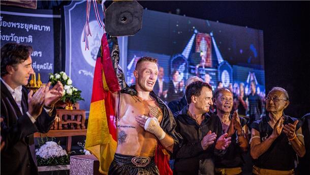Profi-Thai-Boxer Pascal Schroth siegt beim Germany Grand Prix 2018 in Würzburg.
