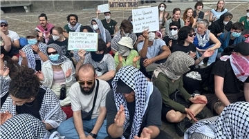 Propalästinensischer Protest auf dem Gelände der Humboldt-Universität Berlin.