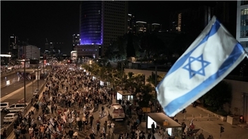 Protestzug in Tel Aviv gegen die Regierung des israelischen Premierministers Netanjahu.