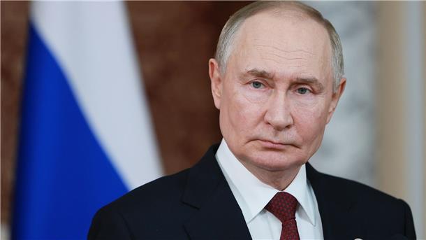 Trump telefoniert mit Putin und empfängt Selenskyj Putin hat unerwartet mit Trump telefoniert. (Archivbild)